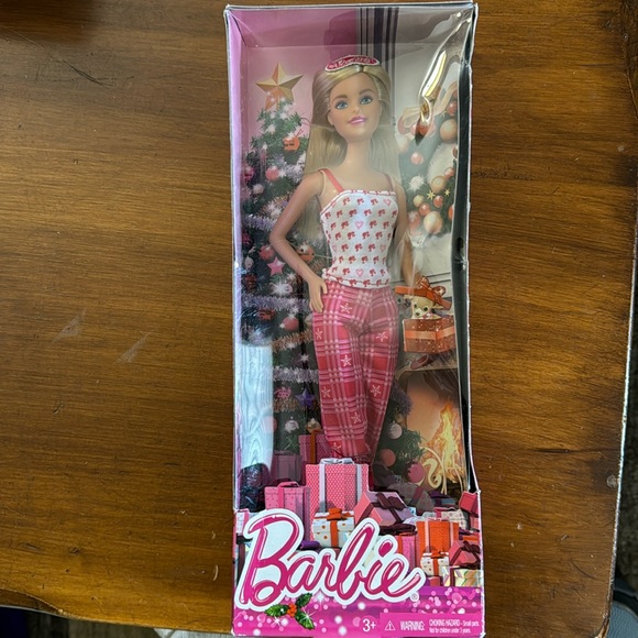 Barbie Holiday Fun Doll - Picture 1 of 4